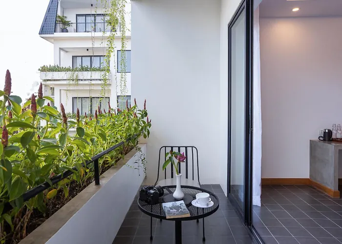 Grand Yard La Hotel 5*