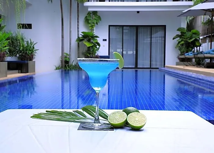 Grand Yard La Hotel